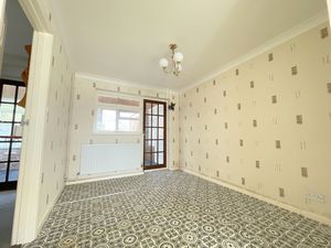 Pyefleet Close- click for photo gallery